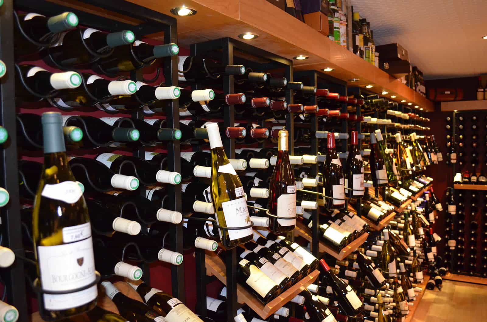 Cavistes en franchise : notre dossier