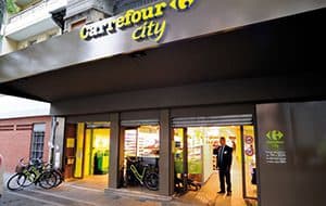 Magasin alimentaire de proximité à l