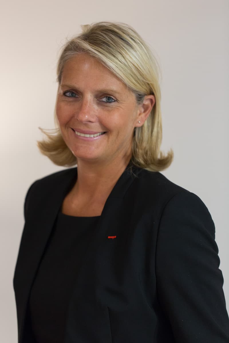 Sandrine Thiéfine, Présidente de Pompes Funèbres de France