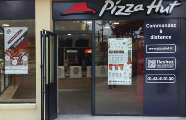 Restaurant franchisé Pizza Hut livraison de pizzas et vente à emporter