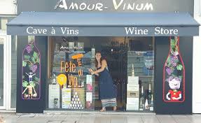 Amour-Vinum veut marier vin et design en franchise