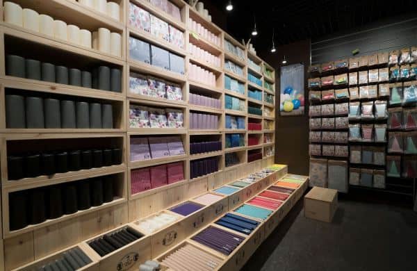 Rayonnage de magasin Sostrene Grene