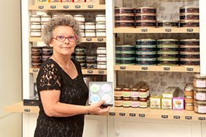 Une franchisée Comtesse du Barry témoigne