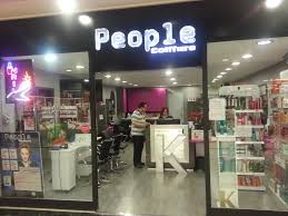 PEOPLE COIFFURE – EXTERIEUR
