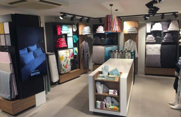 carre-Blanc-nouveau-concept