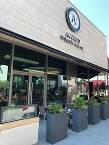 Restaurant franchisé Ar Preti au centre commercial Polygone Riviera