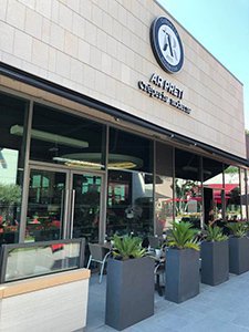 Restaurant franchisé Ar Preti au centre commercial Polygone Riviera