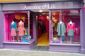 ANTOINE ET LILI – PUB1