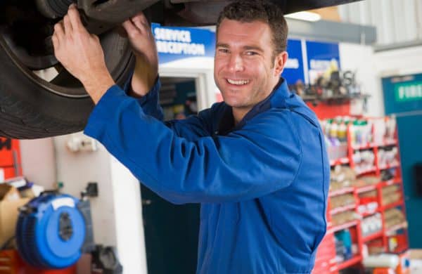 Franchise-automobile-mecanicien