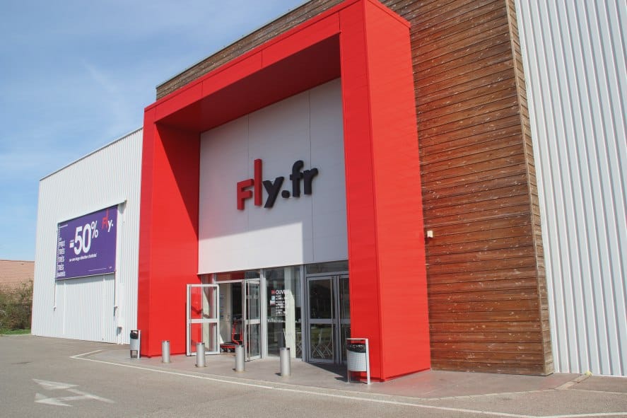 But en passe de reprendre Fly et son réseau de franchisés