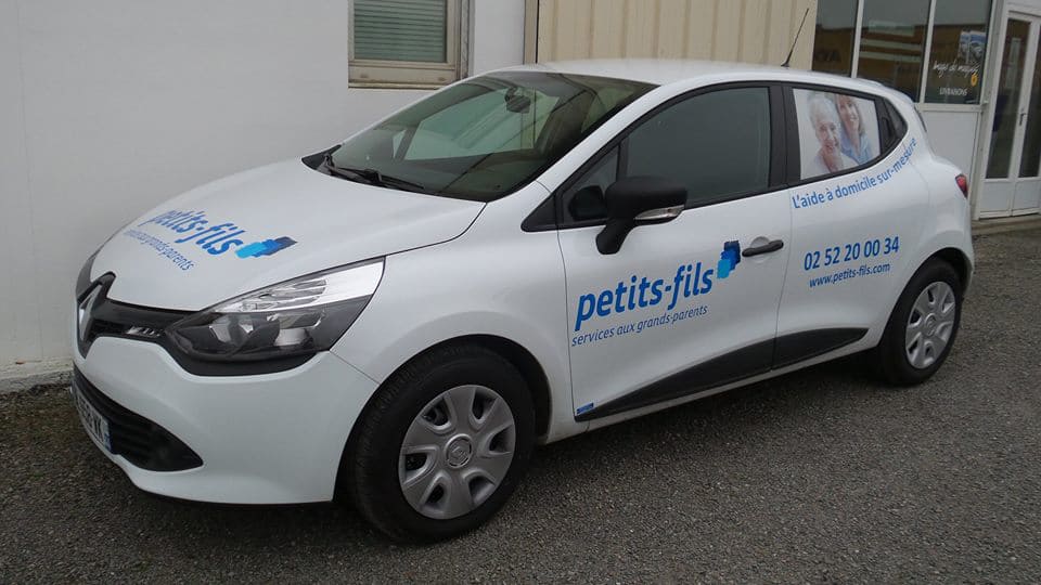 Aide à domicile : la franchise Petits-Fils reprise par le groupe Korian