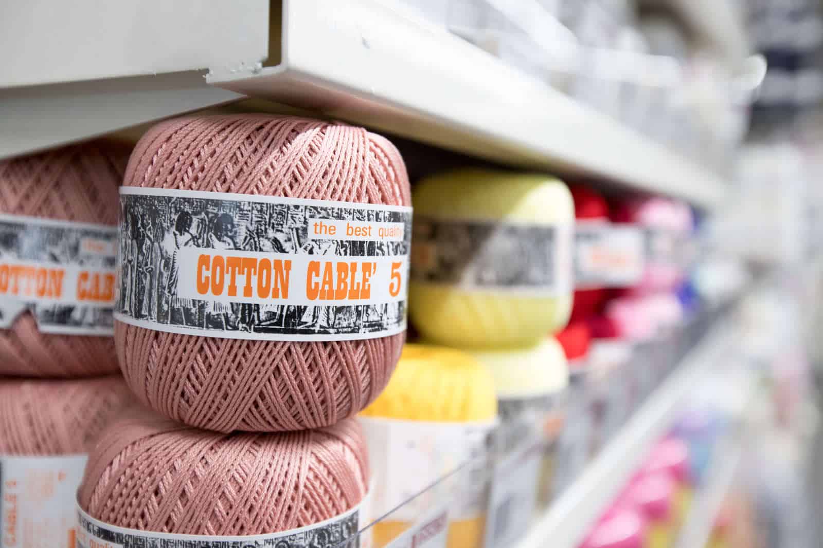 Mondial Tissus se mue en marque-enseigne