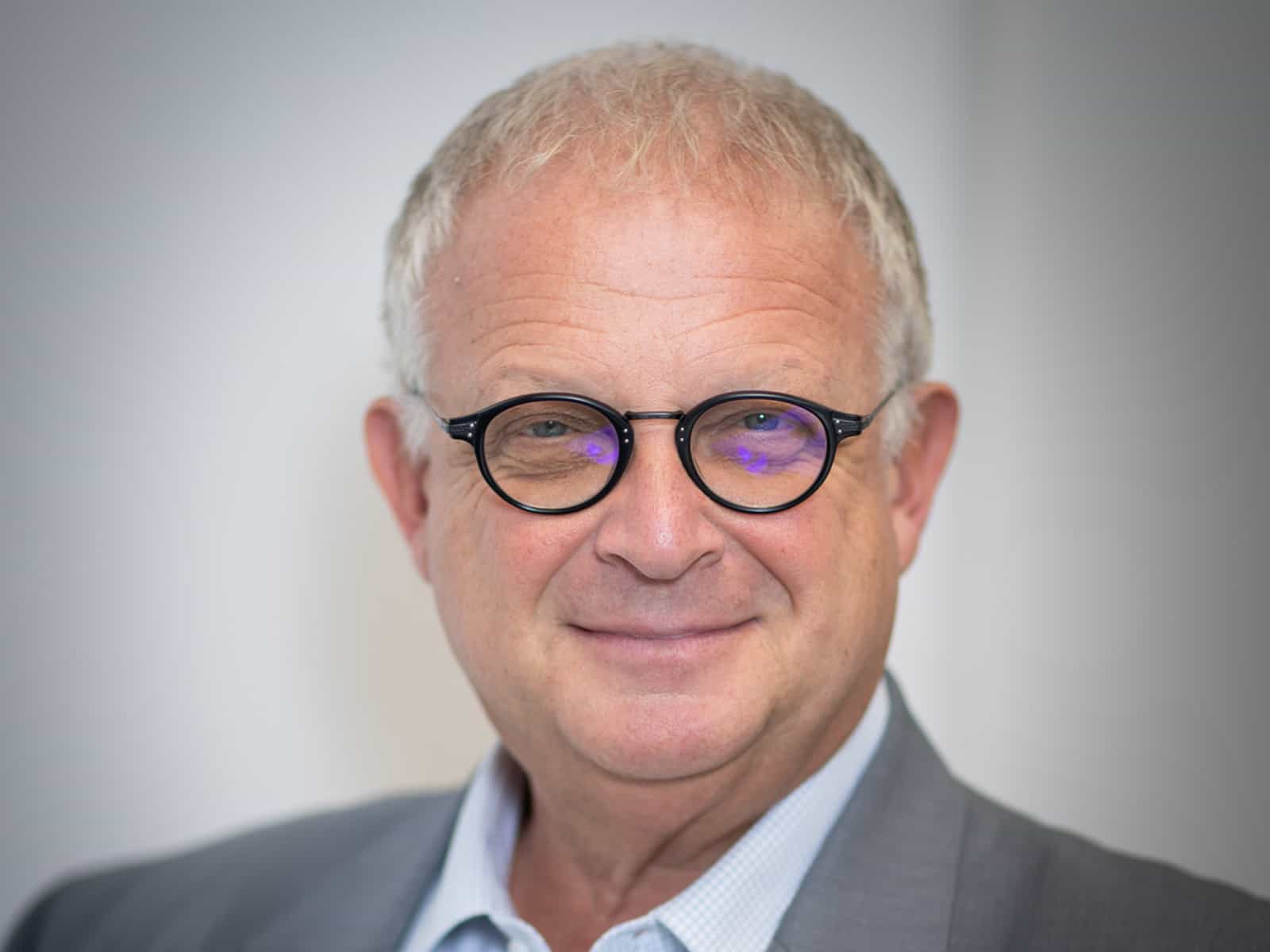 Charles Dauman, Directeur général de la franchise Domus Vi Aide à Domicile