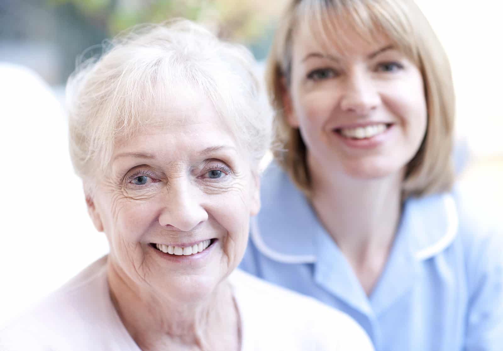 Aide à domicile : le réseau Petits-fils grandit en franchise