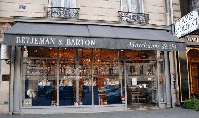 Betjeman & Barton devanture