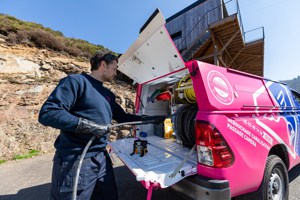 La Compagnie des Déboucheurs : des super-héros franchisés de la canalisation