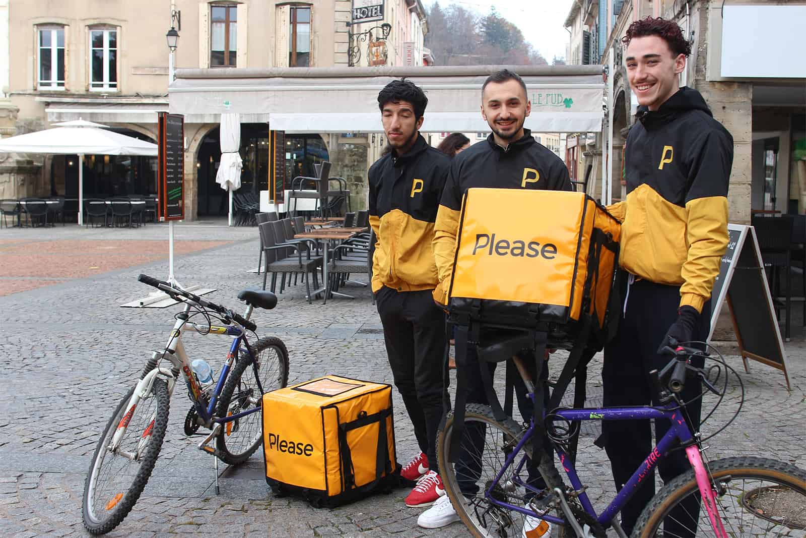 Please, la plateforme de livraison qui se développe en concession