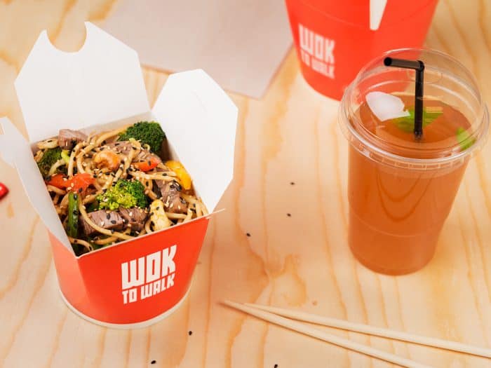 Restauration asiatique sous enseigne de franchise Wok to Walk