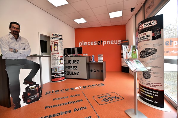 Piècesetpneus.com accélère son déploiement en franchise