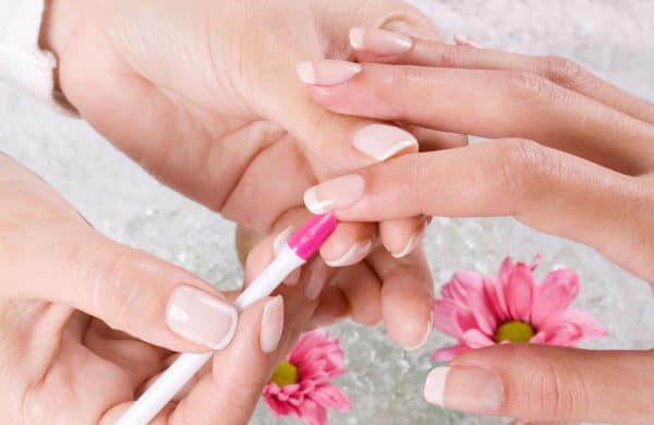 Beaute-ongles-vernis