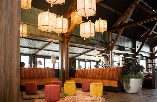 Aménagement intérieur de restaurant à l