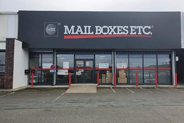 Centre franchisé Mail Boxes Etc. à Laval