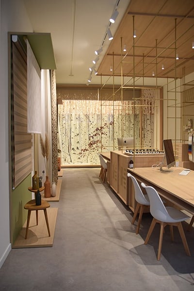 Intérieur de boutique de décoration en franchise à l