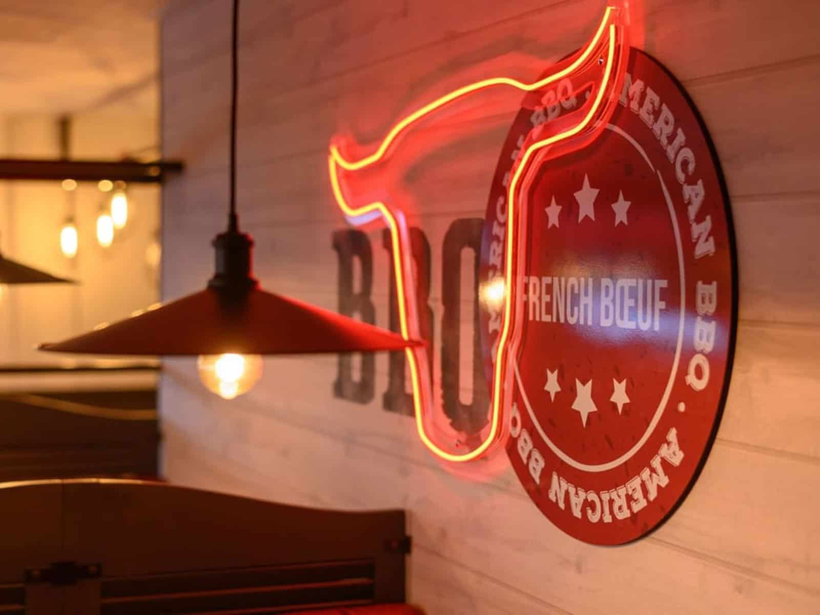 Restauration : napaqaro (Buffalo Grill, Courtepaille, Popeyes) lance le programme « Franchise et Vous »