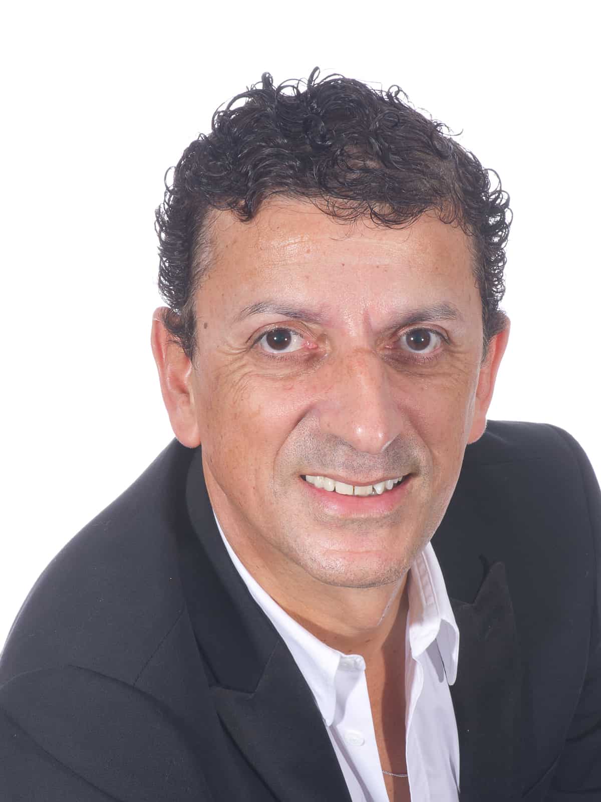 Bernard Abbou, Directeur général de l’enseigne Cuisines Aviva