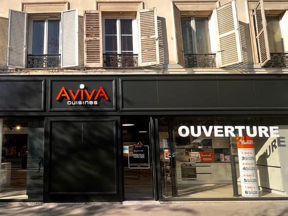 Pour sa première adresse à Paris intra-muros, Cuisines Aviva dévoile un nouveau concept