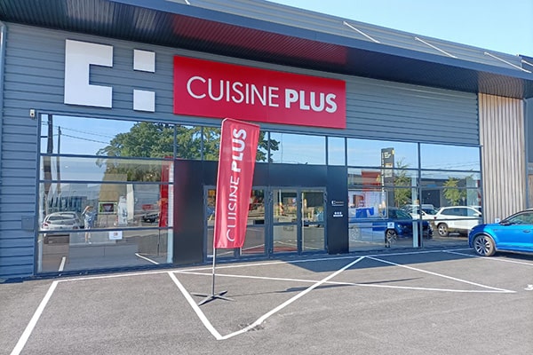 Magasin de cuisines sous enseigne Cuisine Plus