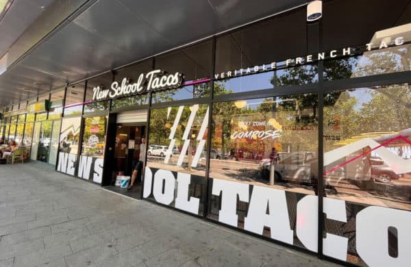 Vitrine de restaurant à l