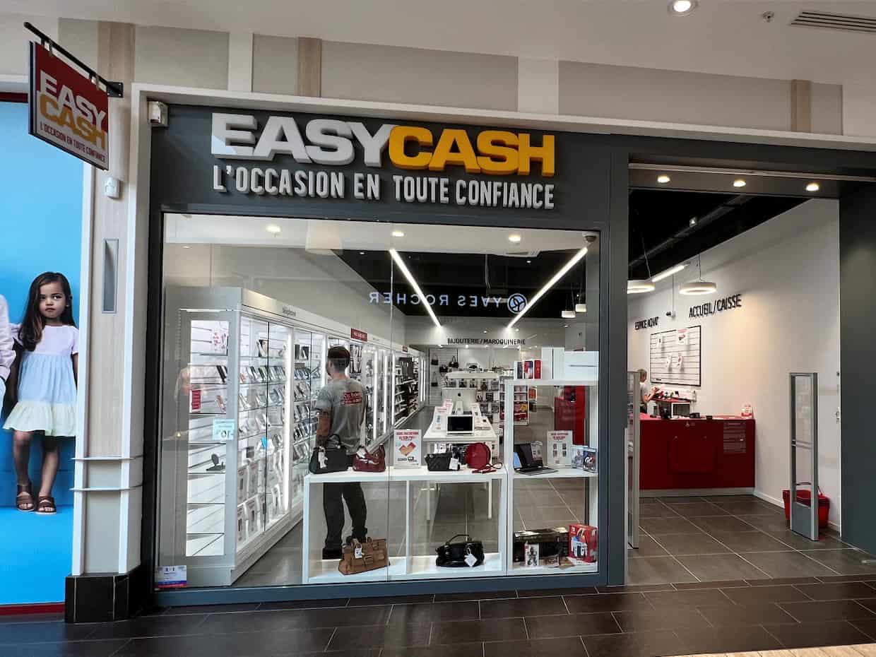 Easy Cash a implanté un sixième espace dédié à la seconde main dans un hypermarché Cora
