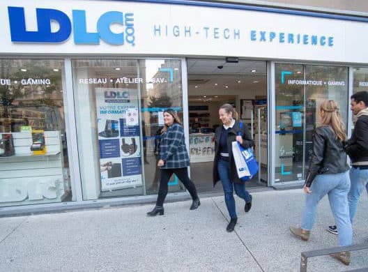 Franchise-High-Tech-LDLC-Vitrine