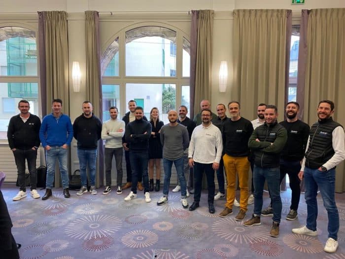 b76bfb99-fb04-4583-a56d-5e81e8ed5c91