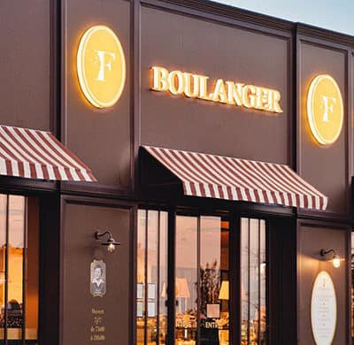 Devanture de boulangerie à l