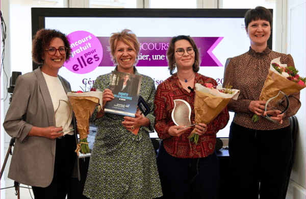 Cérémonie de remise des prix aux 3 lauréates du concours « Un métier, une enseigne » Jeudi 25 avril 2024 à la Fédération Française de la Franchise