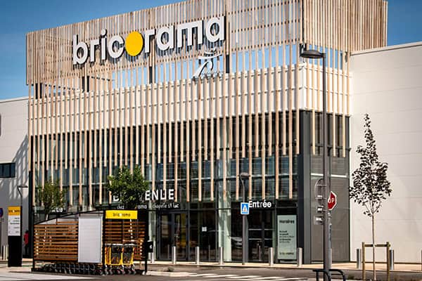 Magasin de bricolage à l