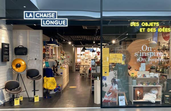 Vitrine de magasin de cadeaux lifestyle à l