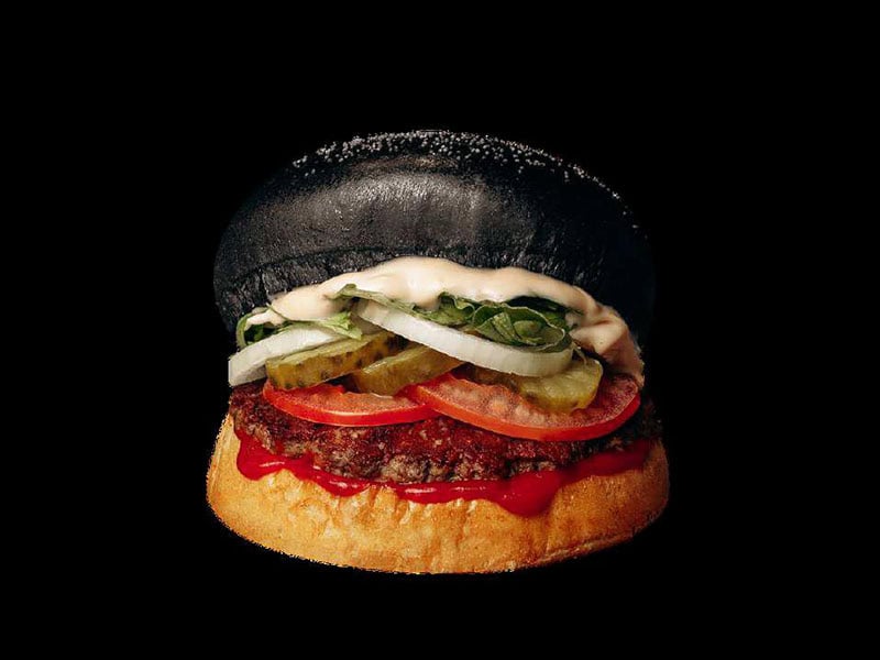 De YouTube au fast-food, le réseau Black & White Burger franchise son concept de burger gourmet