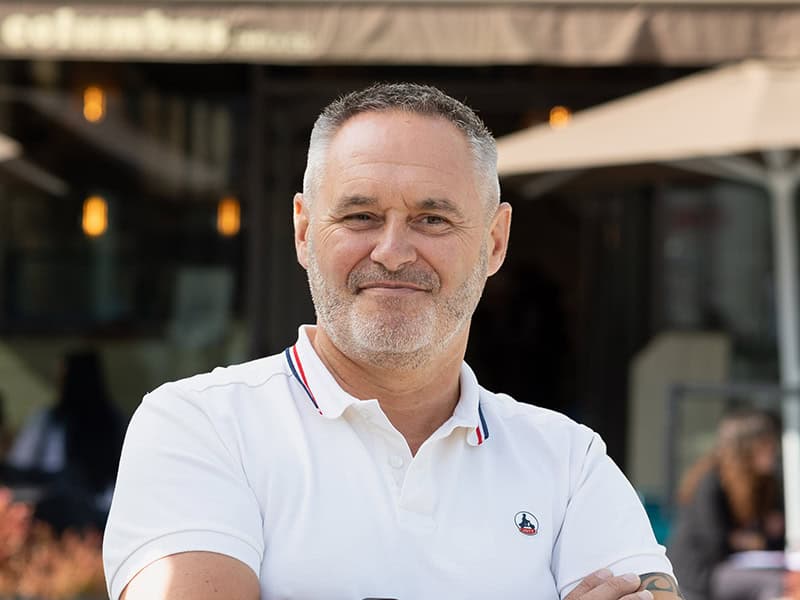 Témoignage : Miguel Pinto, franchisé Columbus Café dans le Calvados, raconte son parcours