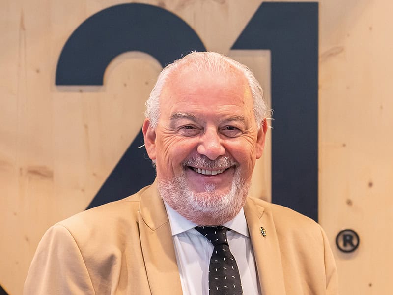 Charles Marinakis, Président de Century 21 France