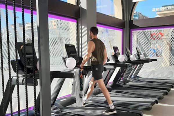 Anytime Fitness vient d