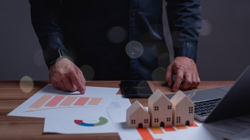 Mathieu Maronnier rejoint la franchise ERA Immobilier à seulement 20 ans