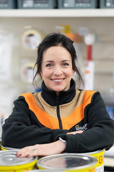 Marine Thiarello, franchisée Weldom à Vabres-l’Abbaye dans l’Aveyron