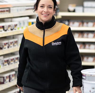 Marine Thiarello, franchisée Weldom à Vabres-l’Abbaye (Aveyron)