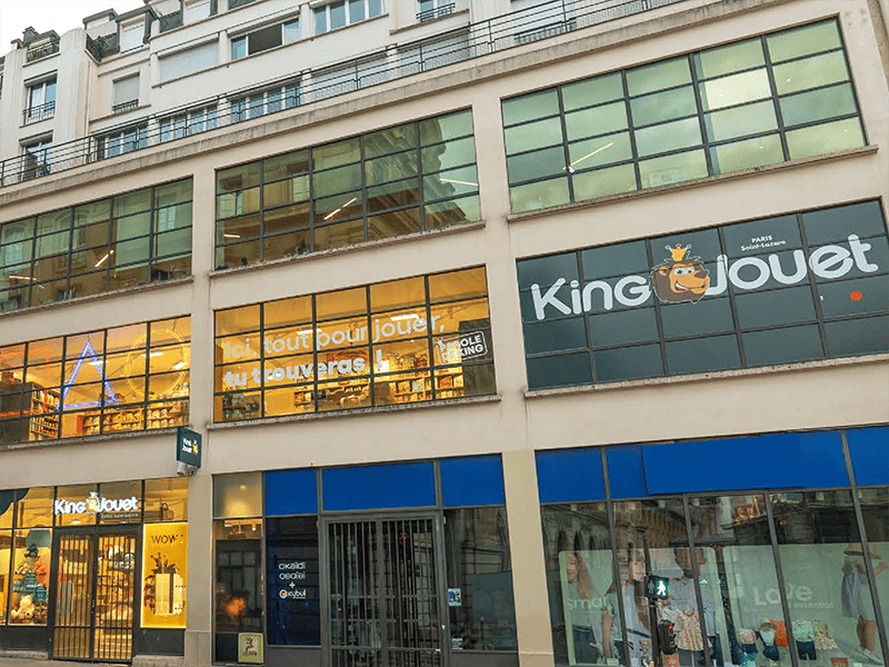 Le réseau King Jouet vient d’ouvrir face à la gare Saint-Lazare son cinquième magasin parisien
