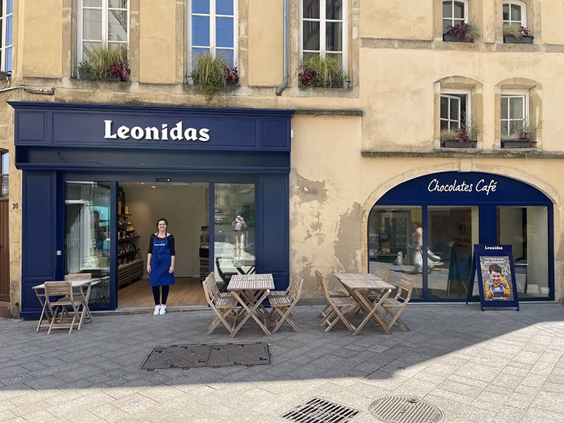 L&rsquo;enseigne Leonidas déploie son concept Chocolates Café en franchise