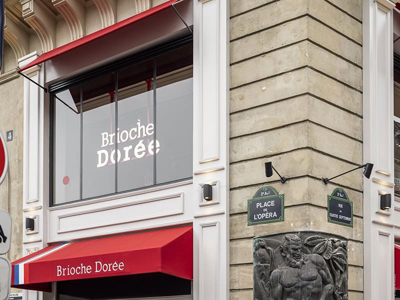 Restauration rapide : Brioche Dorée lève le rideau sur son nouveau concept place de l’Opéra à Paris