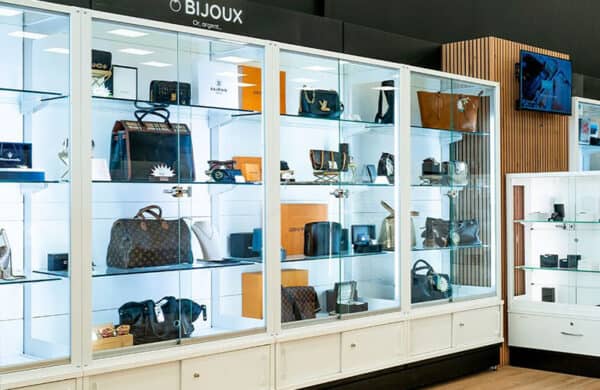 Magasin de seconde main à l